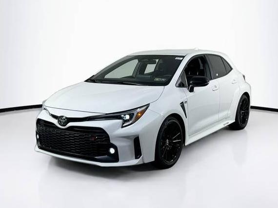 TOYOTA GR COROLLA 2024 JTNABAAE1RA011087 image